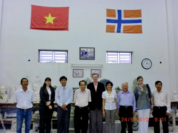 Đại sứ Na Uy làm việc với Quỹ Điêu khắc Đà Nẵng