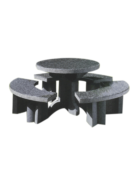 Bộ bàn tròn và ghế dài bằng đá granite