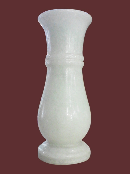 Bình hoa bằng đá