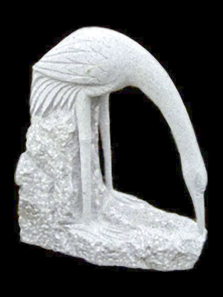Tượng con cò bằng đá