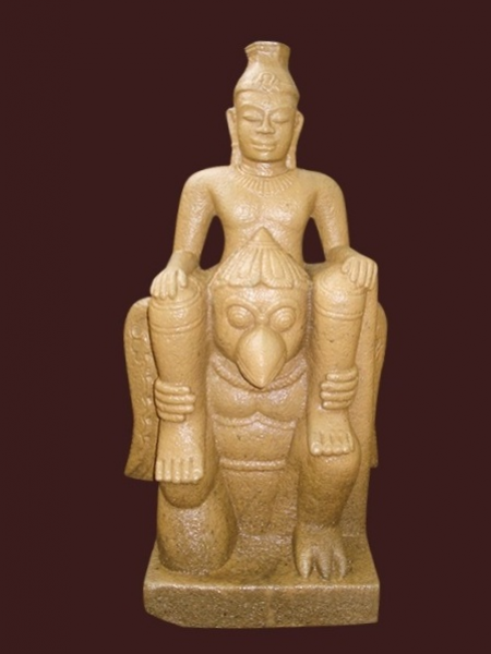 Tượng Visnu cưỡi chim thần Garuda bằng đá DSF-CP55