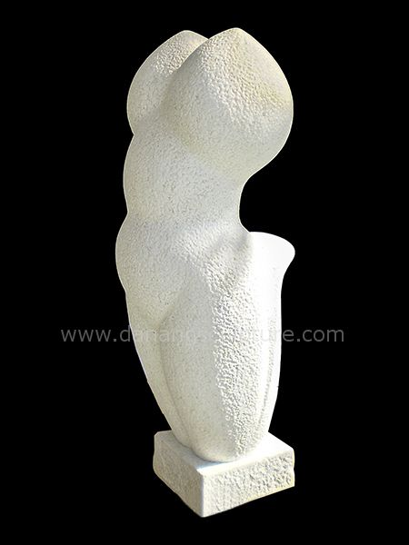 Tượng trừu tượng Hoa đời bằng đá
