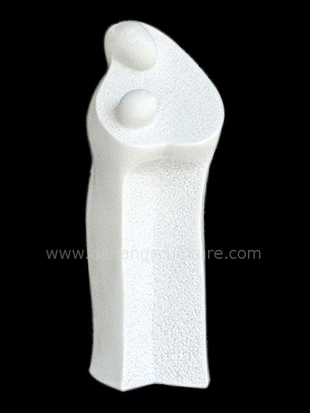 Tượng nghệ thuật Mẹ con bằng đá trắng