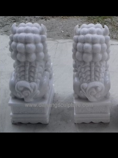 Tượng kỳ lân đá